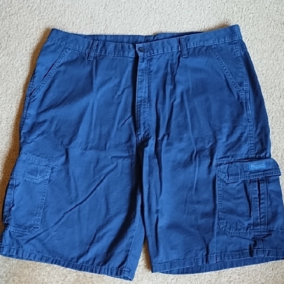 Wrangler Other - Wrangler Cargo Shorts 6 Pockets Rugged Outdoor Handyman Blue Men's Plus Size 42